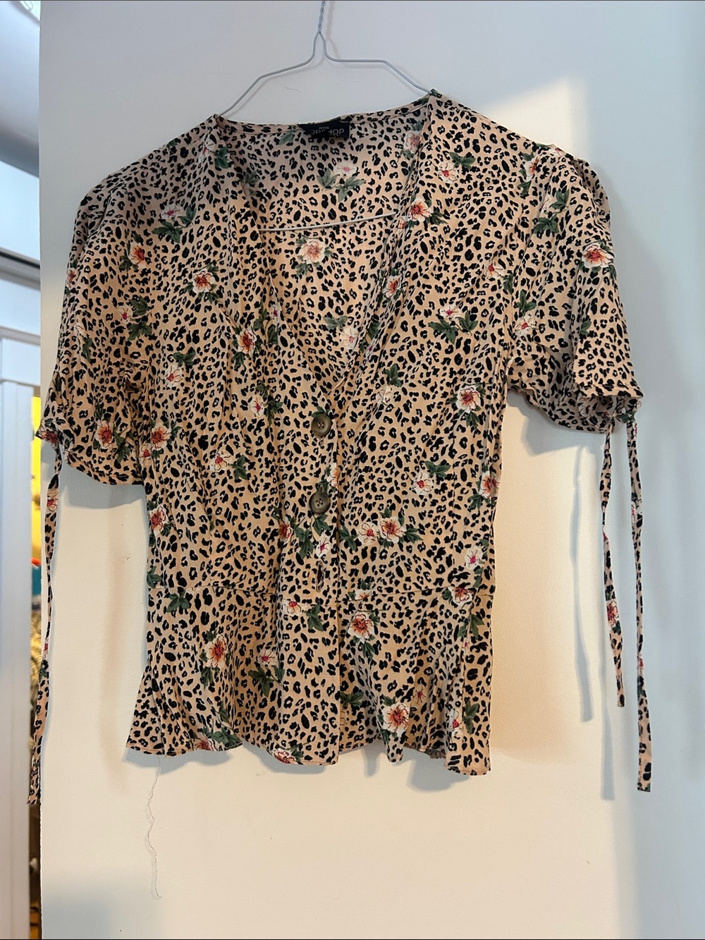 Topshop Beige Floral & Leopard Print Button-Front Blouse